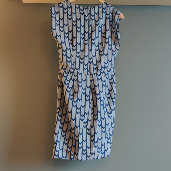 Unique chevron shift dress - size 8/10 - Picture 3 of 6